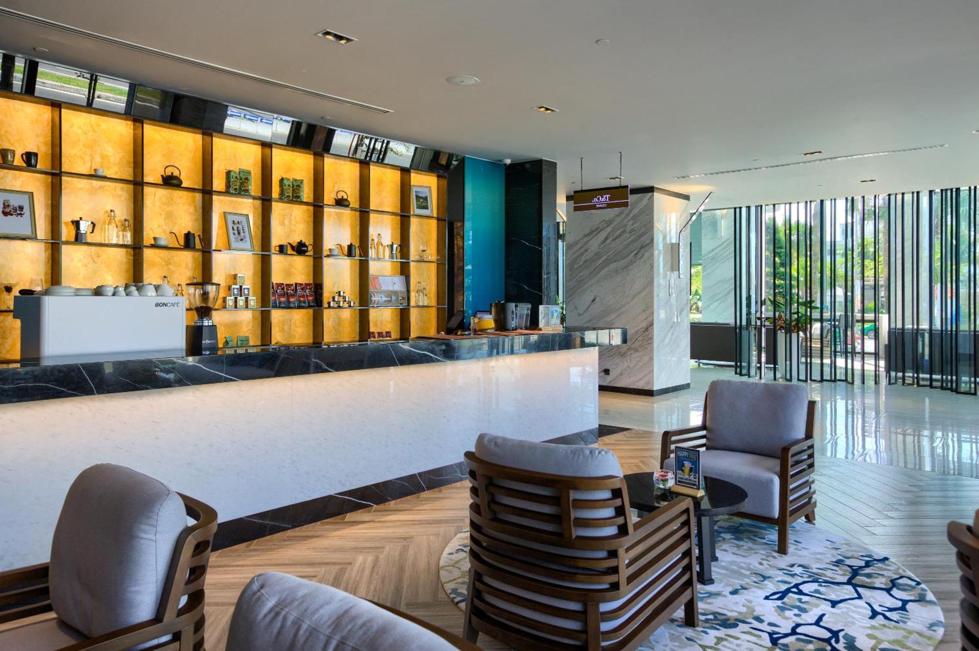 Hilton Garden Inn ダナン市 エクステリア 写真